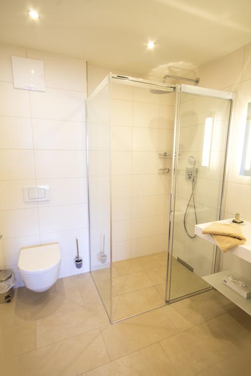 Pension Seehof Appartements Sankt Wolfgang im Salzkammergut ภายนอก รูปภาพ