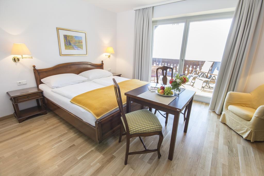 Pension Seehof Appartements Sankt Wolfgang im Salzkammergut ภายนอก รูปภาพ